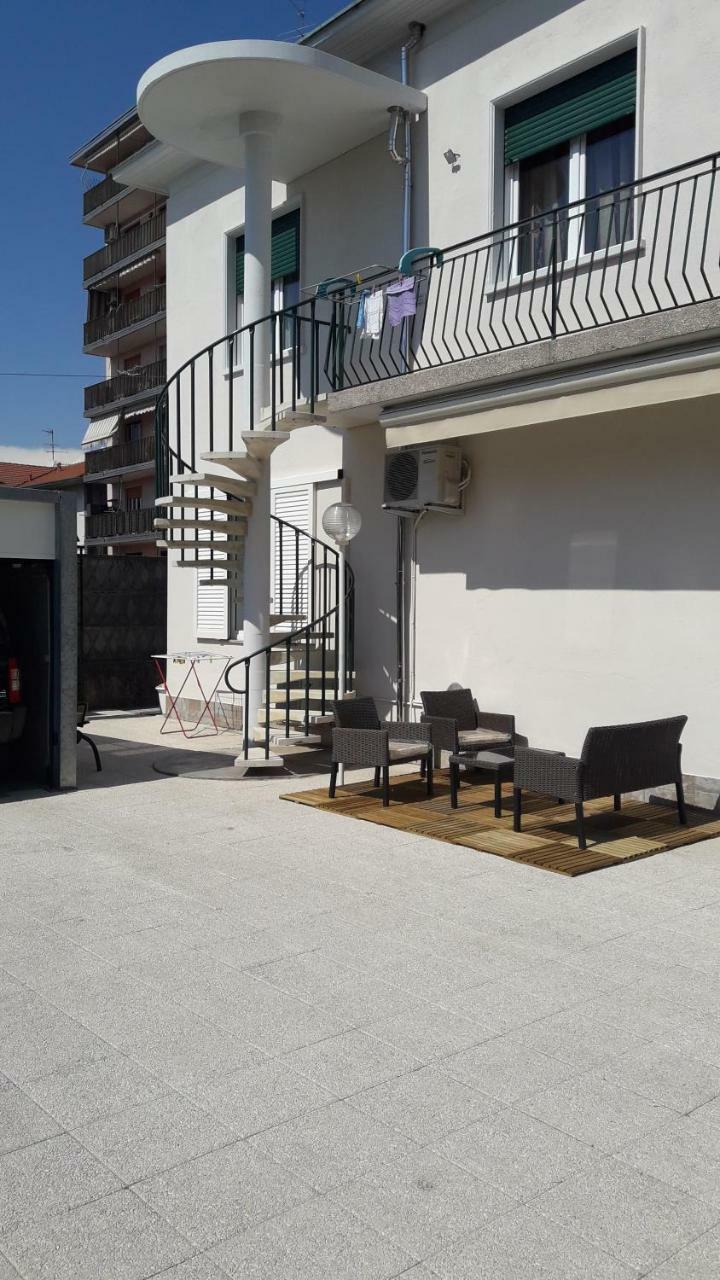B&B Regina Busto Arsizio Zewnętrze zdjęcie